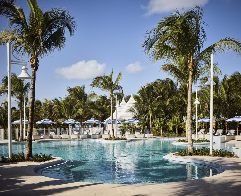 islabella pool area