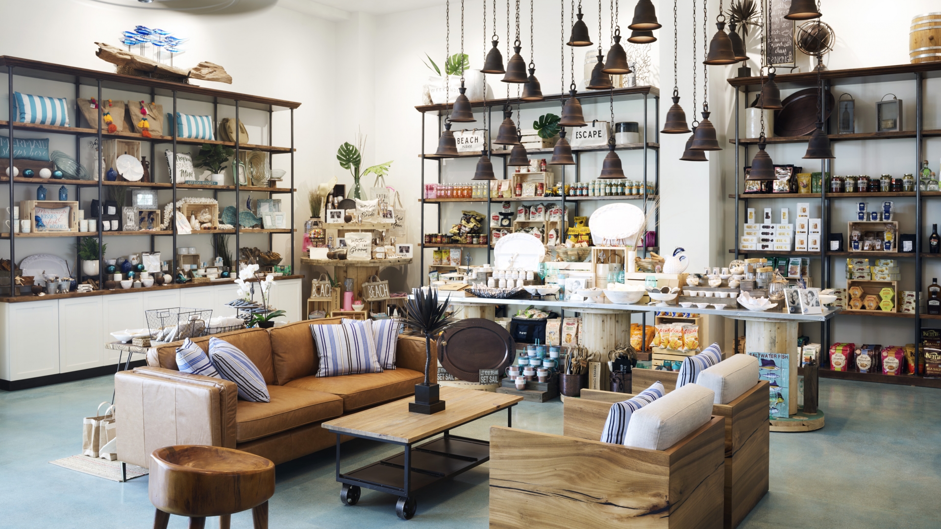 comfortable seating area in the marketplace at Isla Bella